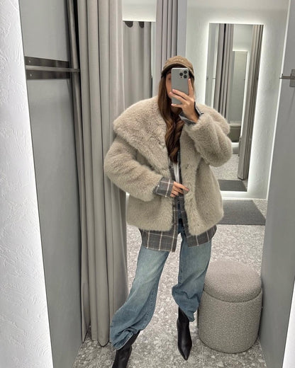 Veste Courte en Fausse Fourrure Luxueuse Beige