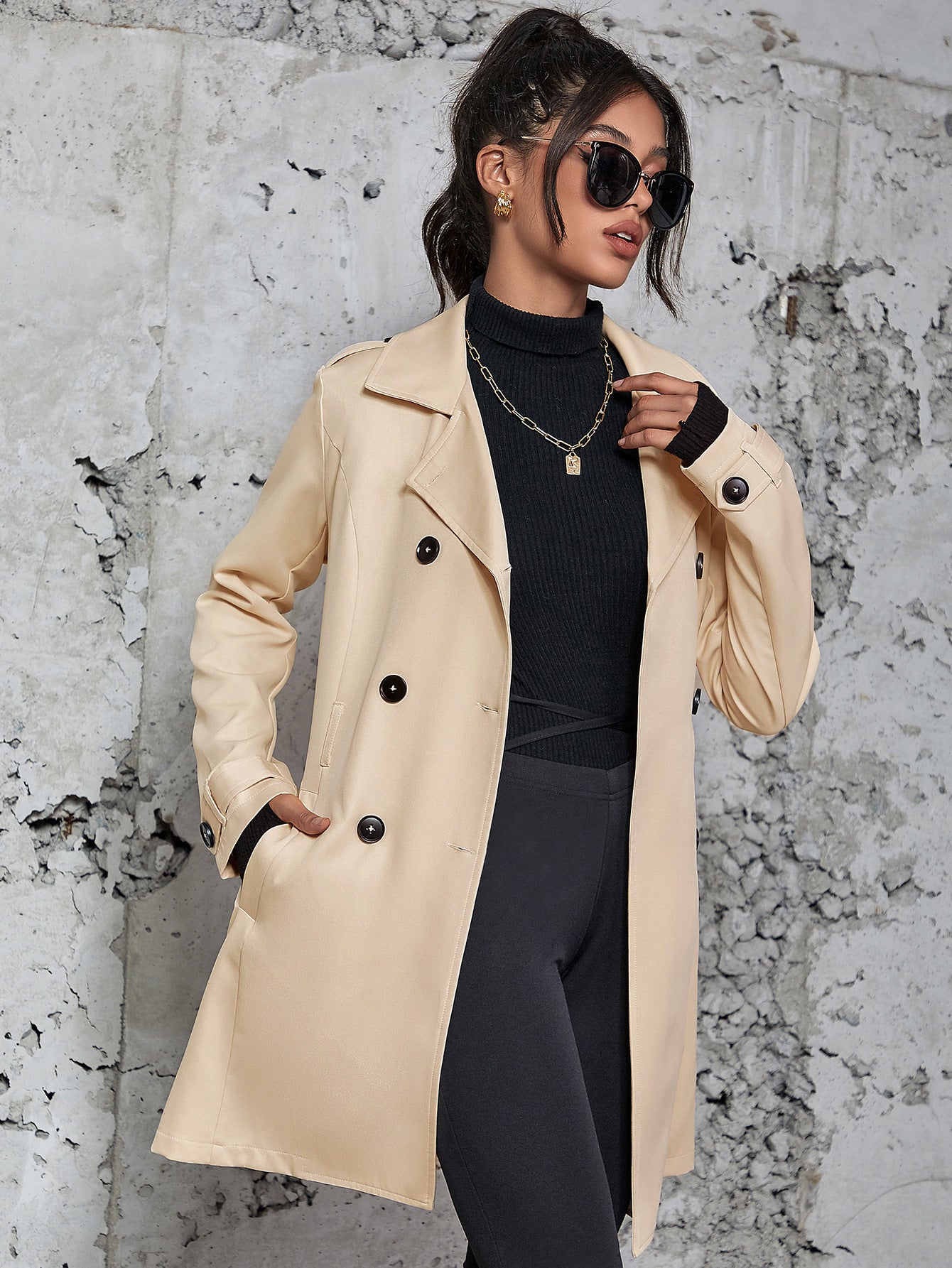 Manteau britannique mi-long femme