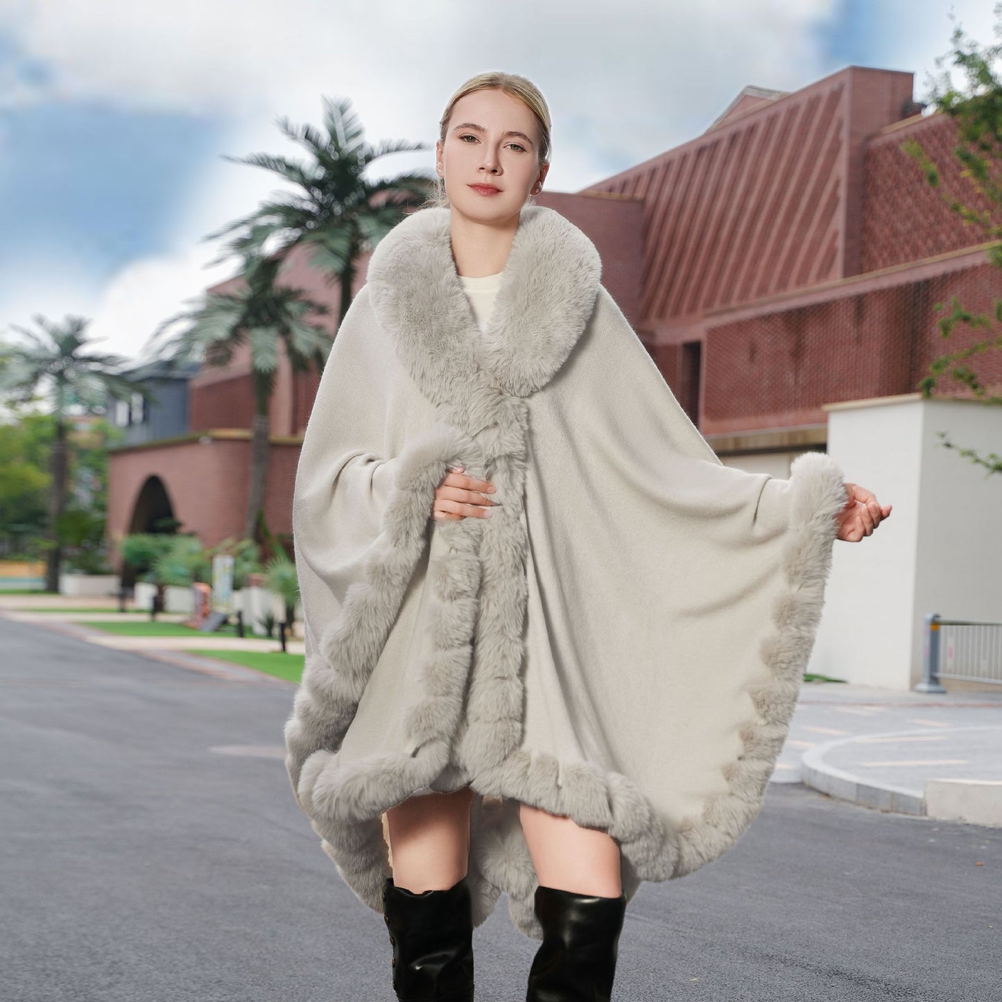 Cape Élégance en Maille Unie