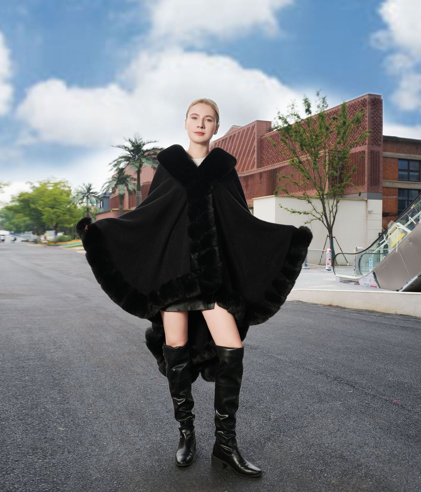 Cape Élégance en Maille Unie